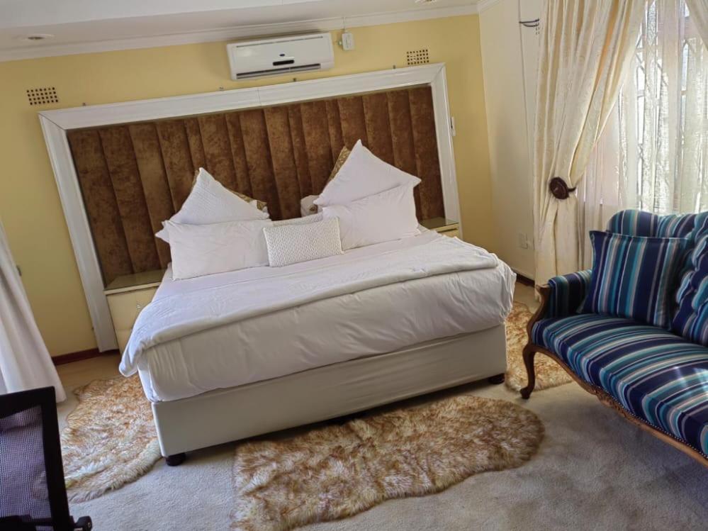 Obaa Sima Guest House Mthatha Exterior foto